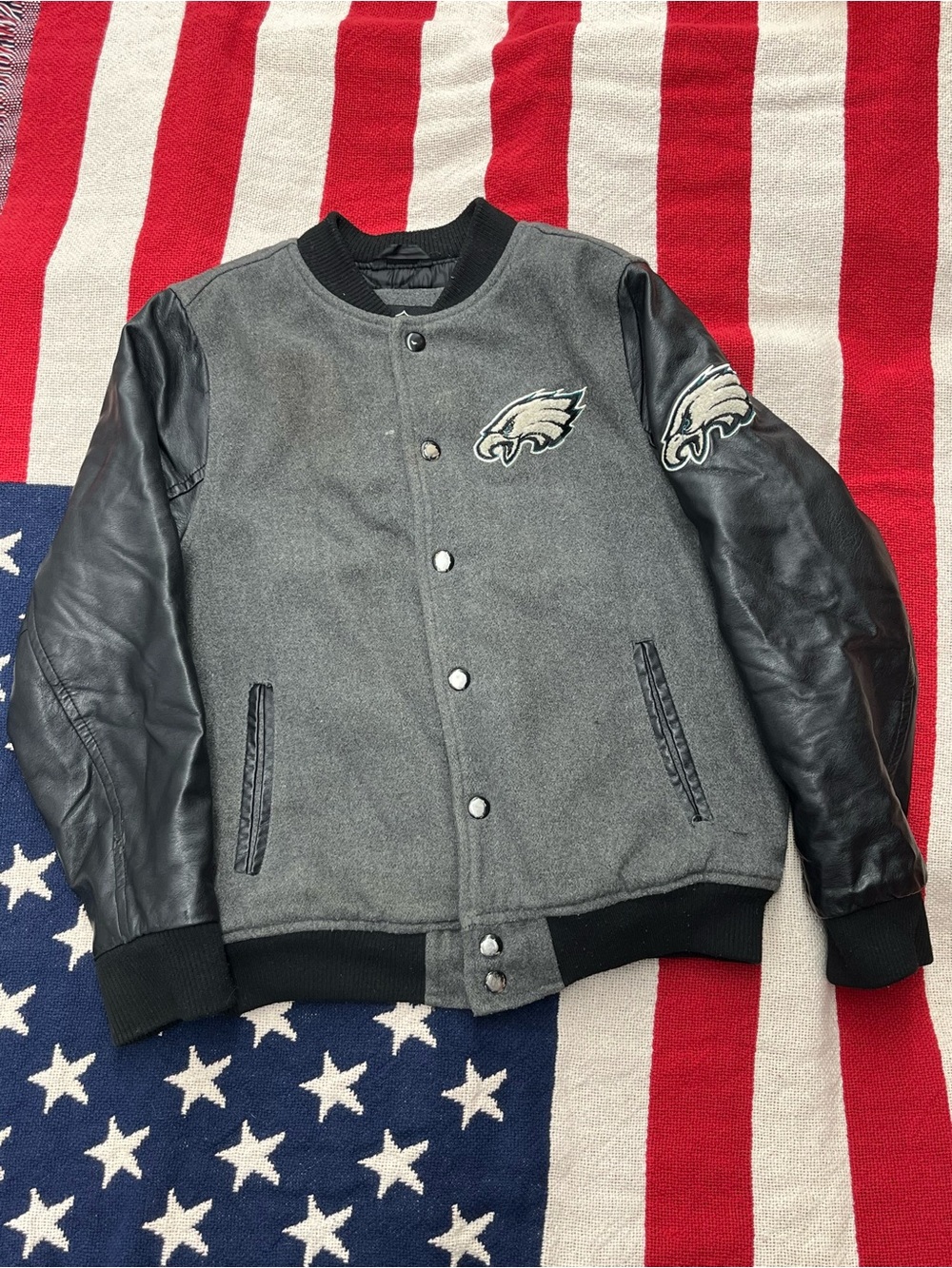 NFL Philadelphia Eagles Varsity Jacket Boys Size 10/12